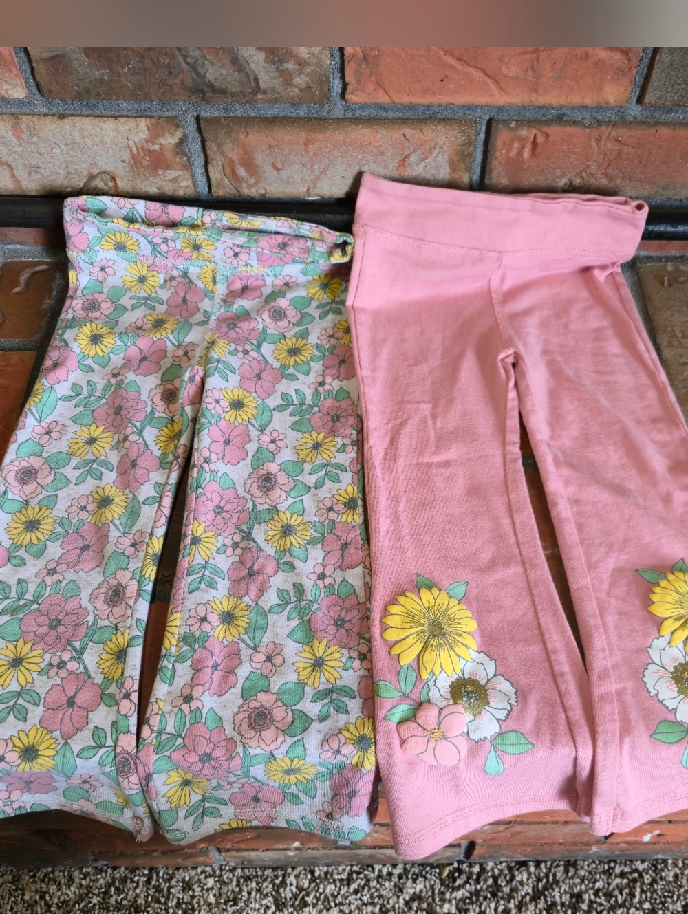 Girls Floral Bell Bottom Leggings - Pink & Floral